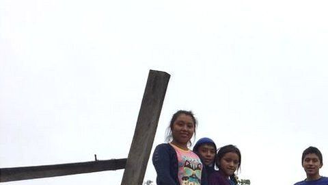 La casa de Francisca Ortiz quedó sepultada en un derrumbe.