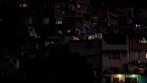 La electricidad regresó a zonas del país.