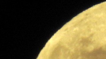 El equinoccio de primavera coincidió con la última superluna llena del año.