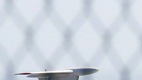 106163567_hi053153570