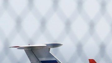 106163567_hi053153570