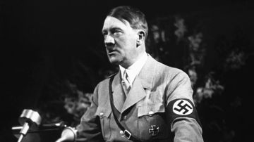 Adolf Hitler aprovechó el poder de la industria alemana.
