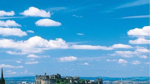 ¿Edimburgo o Düsseldorf? ¿Encuentras la diferencia?