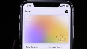 Apple Card ofrece "el poder de un iPhone en una tarjeta de crédito"