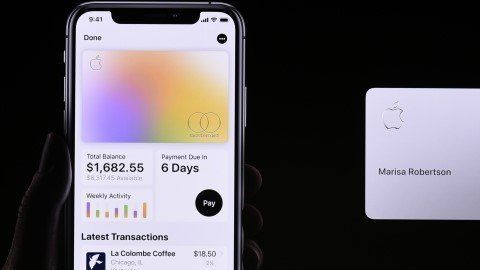 Apple Card ofrece "el poder de un iPhone en una tarjeta de crédito"
