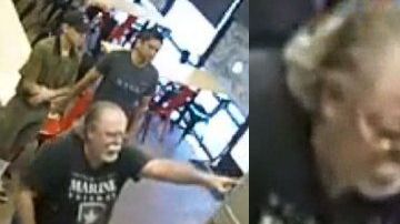 El ataque de ira del cliente quedó grabado por las cámaras del lugar