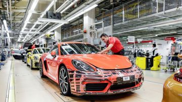 Porsche practica lo que es conocido como "Participación en los beneficios"