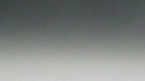 El proyecto muestra algunas de las 3,034 etiquetas similares a las usadas en la morgue para identificar en el pie a los cadáveres.