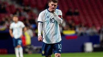 El delantero de Argentina Lionel Messi tras perder con Venezuela en Madrid.