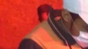 Un camión de carga sin matrícula transportaba al menos a 64 centroamericanos cuando se volcó la noche del jueves en Chiapas.