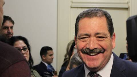 El congresista Jesús ‘Chuy’ García fue uno de los siete candidatos a la alcaldía de Chicago que habló sobre su plataforma política en el museo de Historia de Chicago.