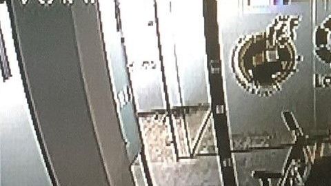 Parodia de la sala del VAR vacía en Valladolid.