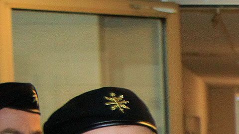 A través de correos y documentos falsos, este hombre fue capaz de sacarle millones a los dos gigantes informáticos.