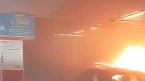 El auto quedó destrozado.