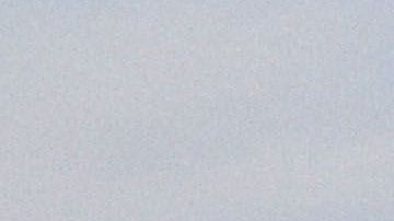 Nick Pineda, un aspirante a cineasta de 25 años y su padre, Paul, quieren mostrar la verdadera naturaleza de las poblaciones establecidas en la línea frontera.