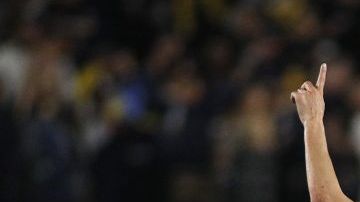 Zlatan Ibrahimovic se deshizo en elogios con el mexico estadounidense Efraín Álvarez luego del triunfo del Galaxy ante el Chicago Fire.