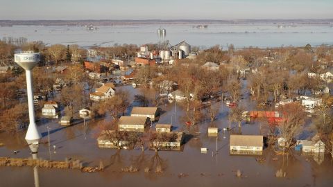 La crecida del río Missouri aísla la ciudad de Craig en Missouri.