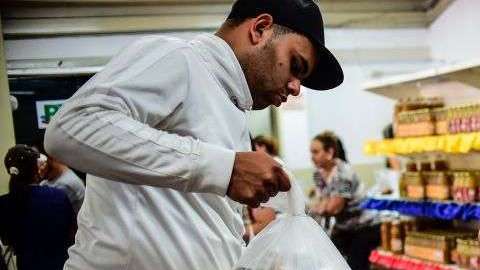 La comida es cada vez más escasa y cara para los venezolanos