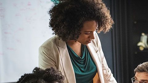 Hacer buena mancuerna con tu jefe te dará más posibilidades de avanzar en tu empleo.