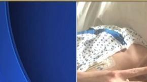 Jay Barrett y su hermana Bridgette Hoskie