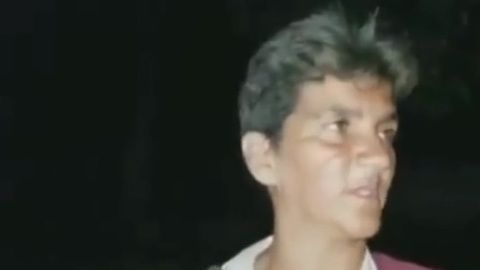 La madre con el cadáver en brazos