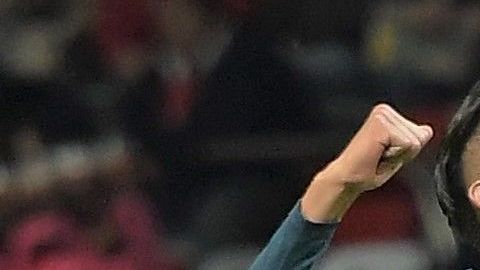 El defensa mexicano Edson Álvarez,interesa en Holanda.