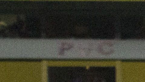 Orbelín Pineda le apretó los genitales a Pablo Aguilar durante la foto oficial