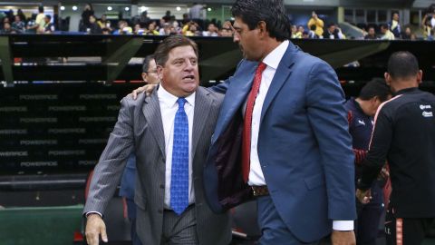 Hasta ahora Miguel Herrera, técnico del América, se mantiene invicto en la casa de Chivas