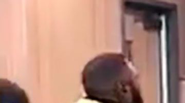 Los ánimos se caldearon entre unos clientes que no querían pagar y los empleados de McDonald's.