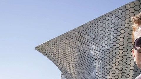 Saúl 'Canelo' Álvarez tiene un nuevo vehículo de lujo.