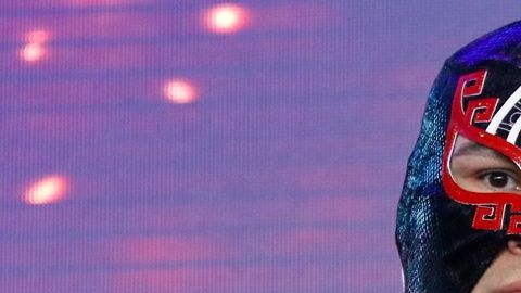 Caín Velásquez probará suerte en el magno evento de la Triplemanía