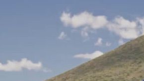 Se caracteriza por su alto millage por recarga  y su amplio parabrisas