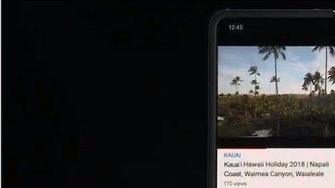 El precio del Galaxy Fold es de $1,980 dólares.
