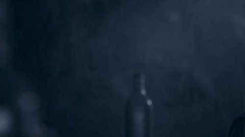 Una sensación de aislamiento es uno de los factores de riesgo del suicidio.