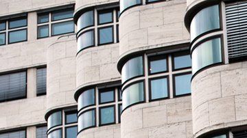 106320853_gettyimages-93115005