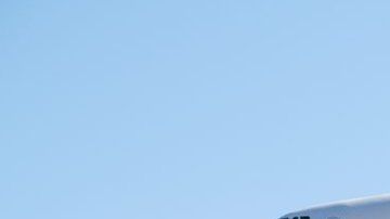 El Stratolaunch es más largo que un campo de fútbol americano.