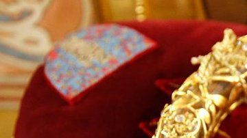 Aunque su autenticidad no está verificada, la corona de espinas es una de las reliquias más valoradas de Notre Dame.