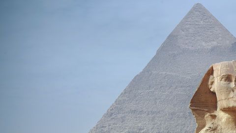 En la Necrópolis de Giza,yacen quienes manejaron la riqueza de Egipto.
