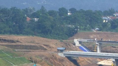 China ya ha financiado trenes, carreteras y puertos.