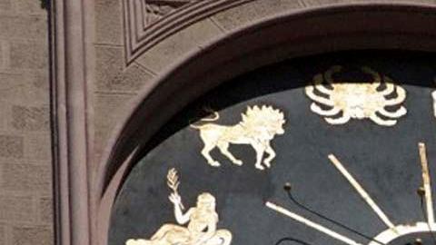 Bastaría decir que no hay dos horóscopos iguales.