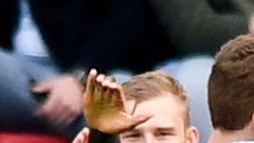 El brasileño Matheus Cunha del Leipzig celebra su gol frente al Bayer Leverkusen.