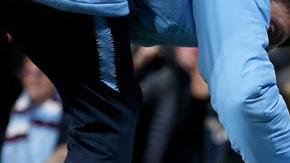 Fernandinho se lamenta tras eliminación del Manchester City de la Champions League