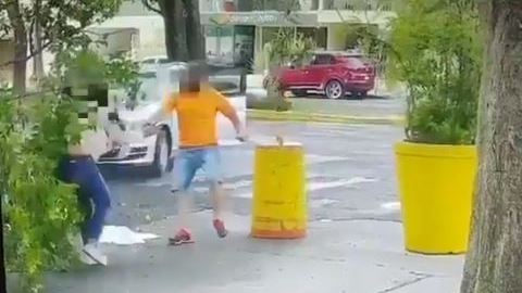 El hombre tenía orden de restricción pero no la acató.