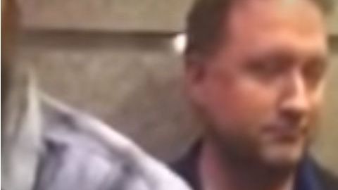 Los agentes de ICE iban vestidos de civiles.