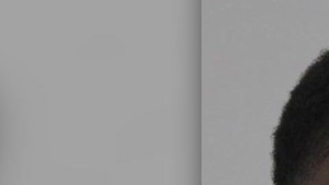 Edward Thomas está acusado de asalto agravado por crimen de odio.