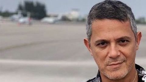 Alejandro Sanz apoyando a Venezuela