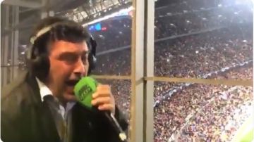 El comentarista español Alfredo Martínez enloqueció con los goles de Messi al Manchester United