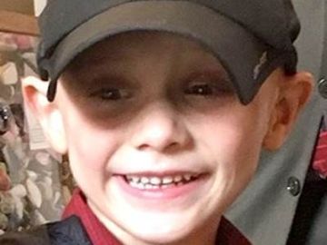 Andrew "AJ" Freund de cinco años fue presuntamente asesinado por sus padres.