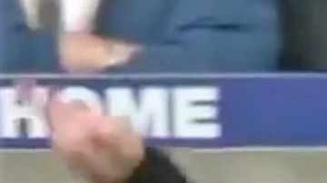 El técnico argentino Marcelo Bielsa dio una muestra inédita de Juego Limpio.