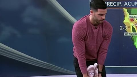 Albert Martínez recibe broma en 'Despierta América'